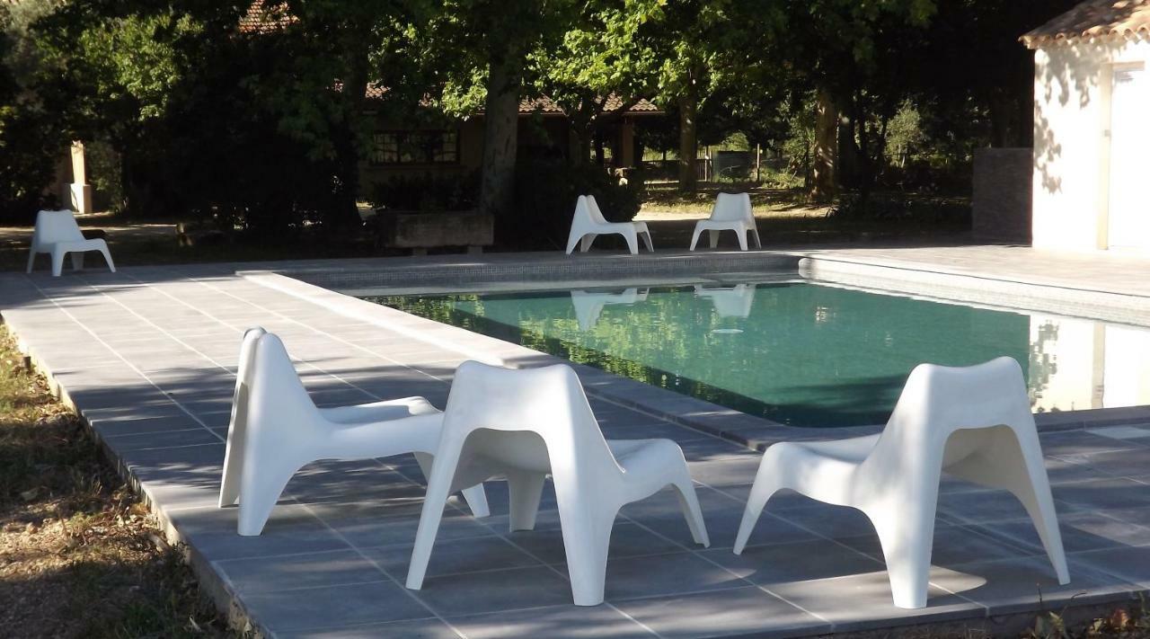 Lou Jas D'Aime Villa Cavaillon Exterior photo